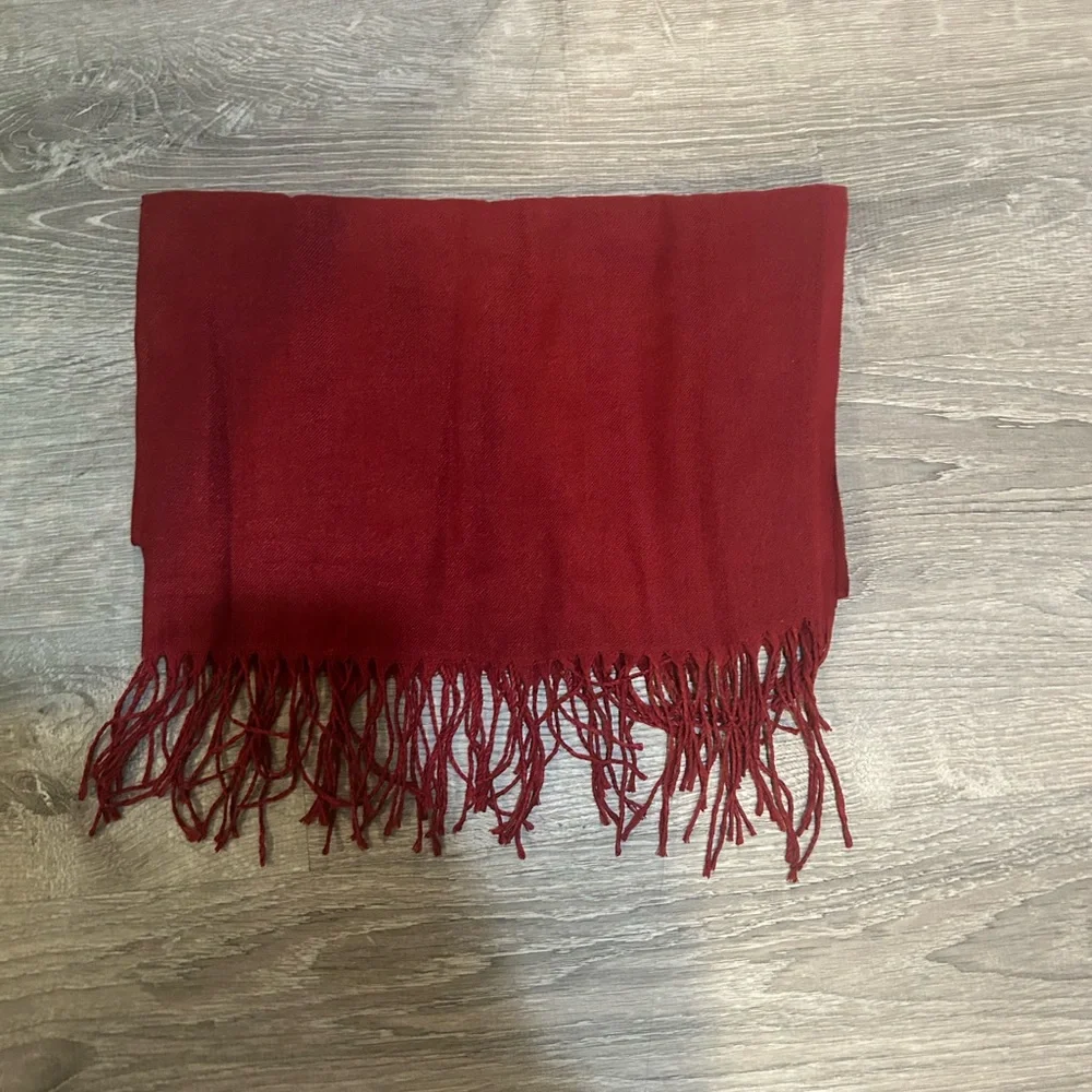 Red Fringe Scarf new with out tags perfect for 2026 trends!
